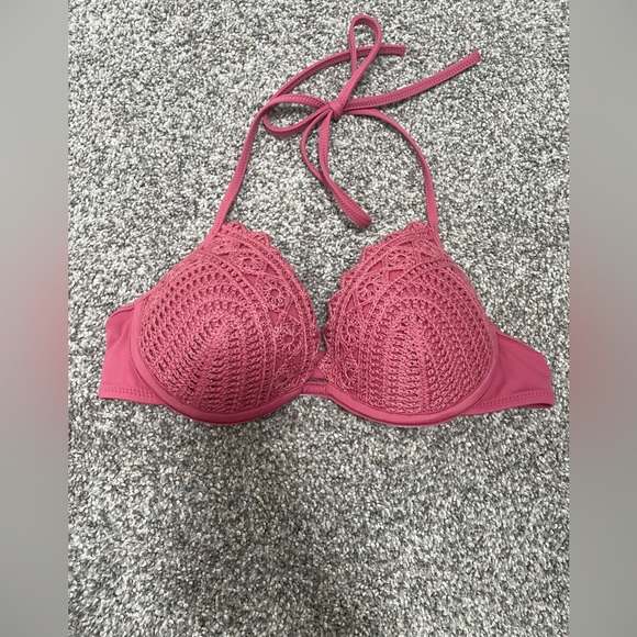 34B Rose pink crochet bikini top - Picture 1 of 4